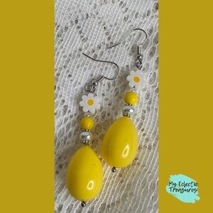 Handmade Easter Egg Daisy Dangle Earrings | Yellow Floral Spring Easter Jewelry